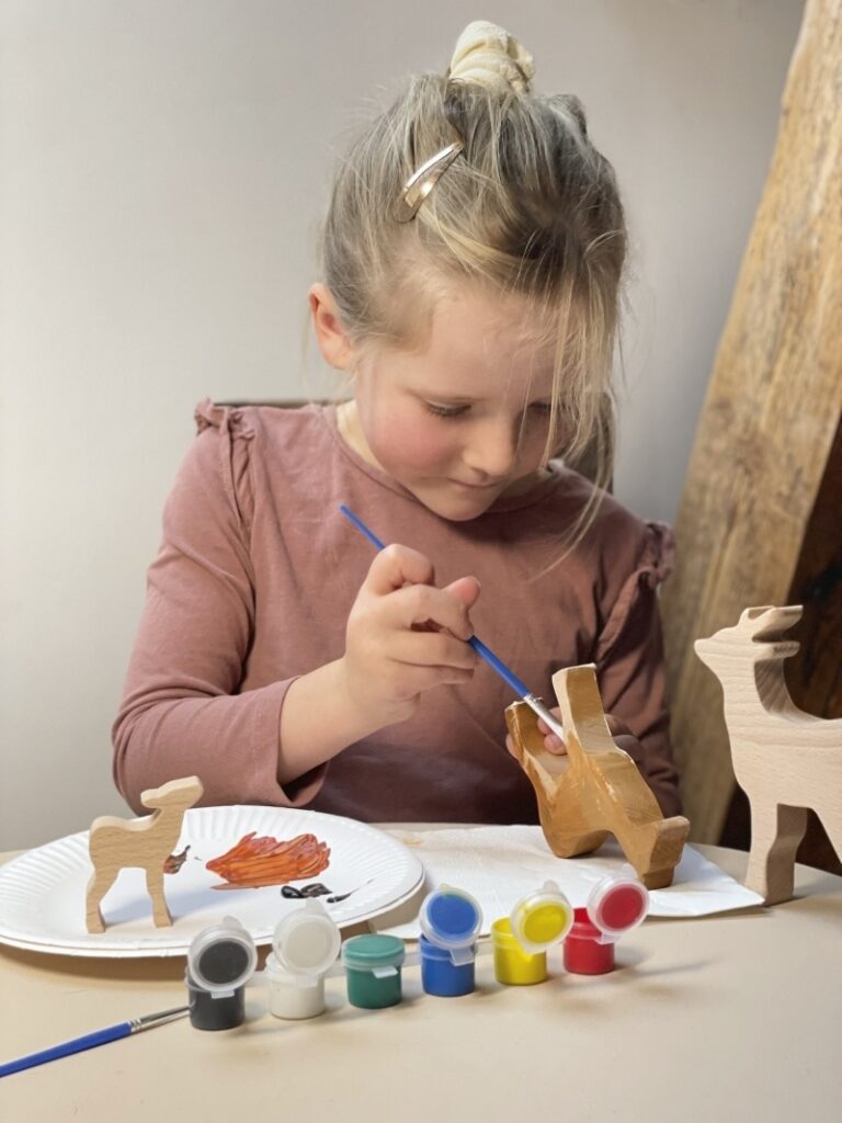 Set de pictat Familia de căprioare Egmont Toys