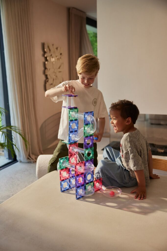 Circuit pastel cu bile 70 piese Cleverclixx.